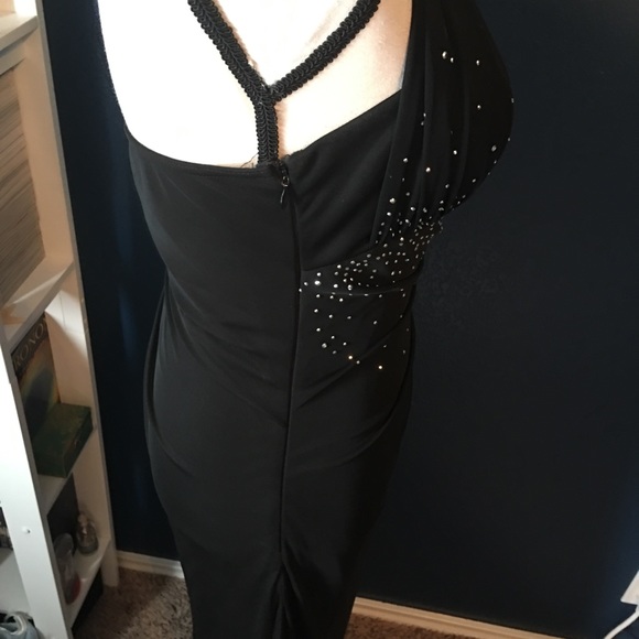 Gorgeous prom dress - Picture 6 of 7